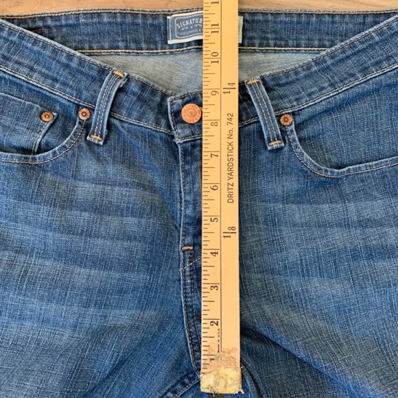 Levi's Signature Low-Rise Bootcut Jeans size 8 Medium - Picture 4 of 8